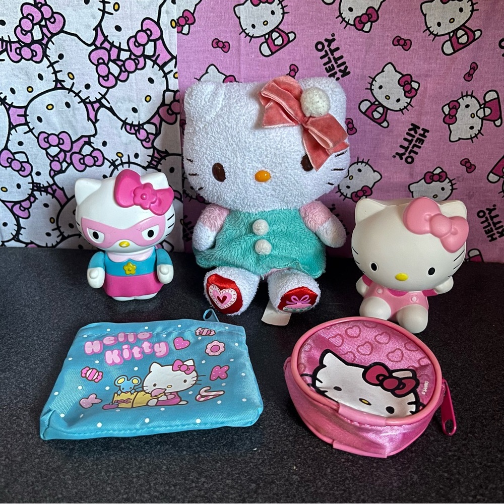 Hello Kitty Bundle